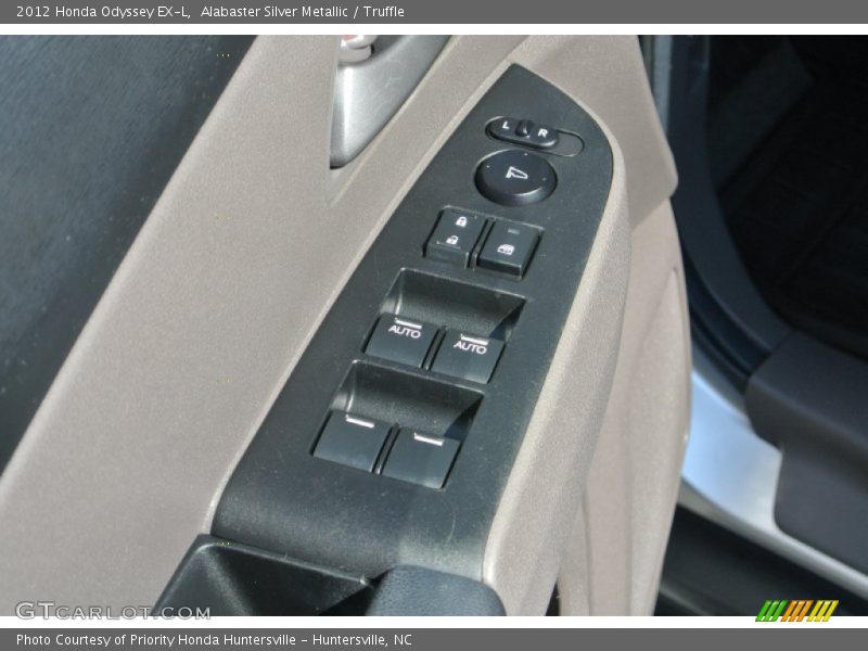 Alabaster Silver Metallic / Truffle 2012 Honda Odyssey EX-L