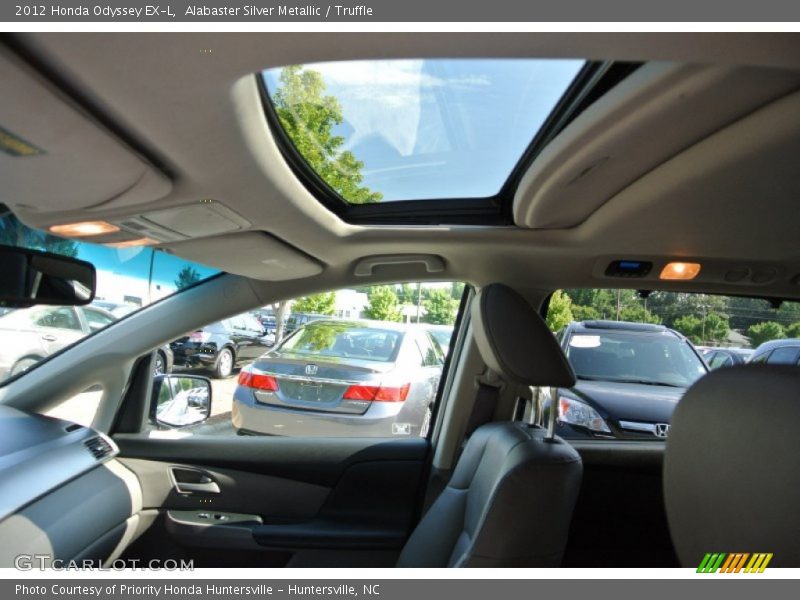 Alabaster Silver Metallic / Truffle 2012 Honda Odyssey EX-L