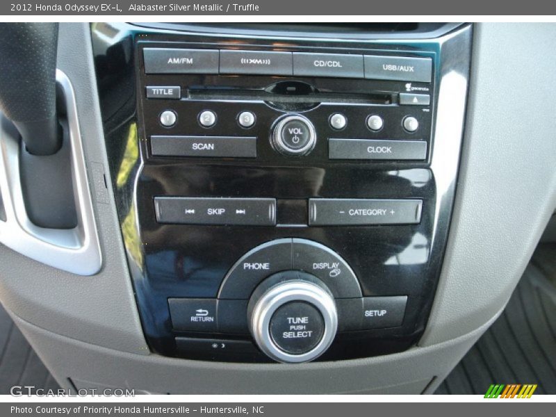 Alabaster Silver Metallic / Truffle 2012 Honda Odyssey EX-L