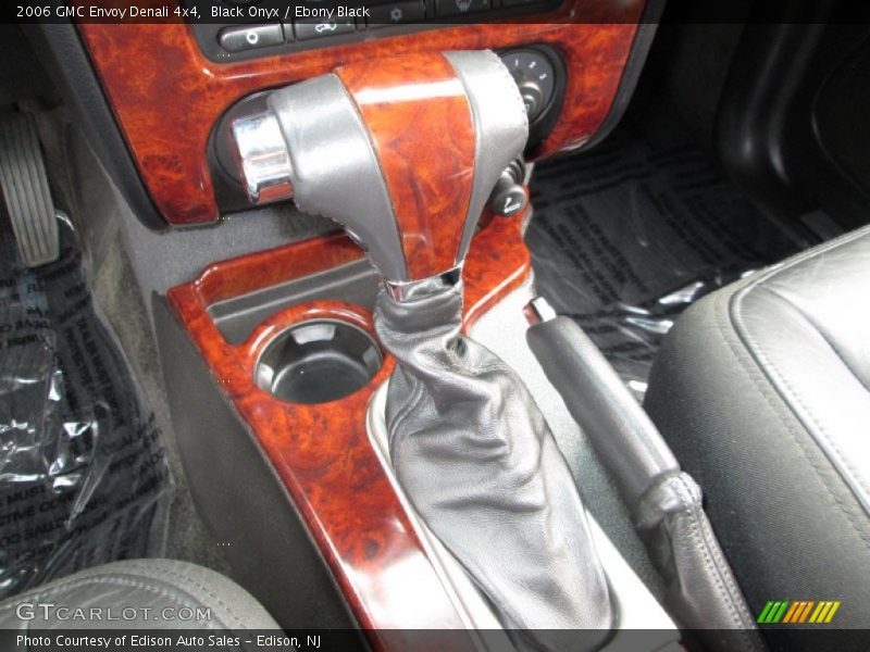 Black Onyx / Ebony Black 2006 GMC Envoy Denali 4x4