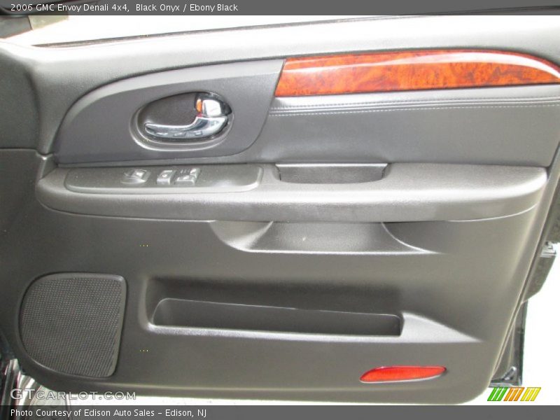Black Onyx / Ebony Black 2006 GMC Envoy Denali 4x4