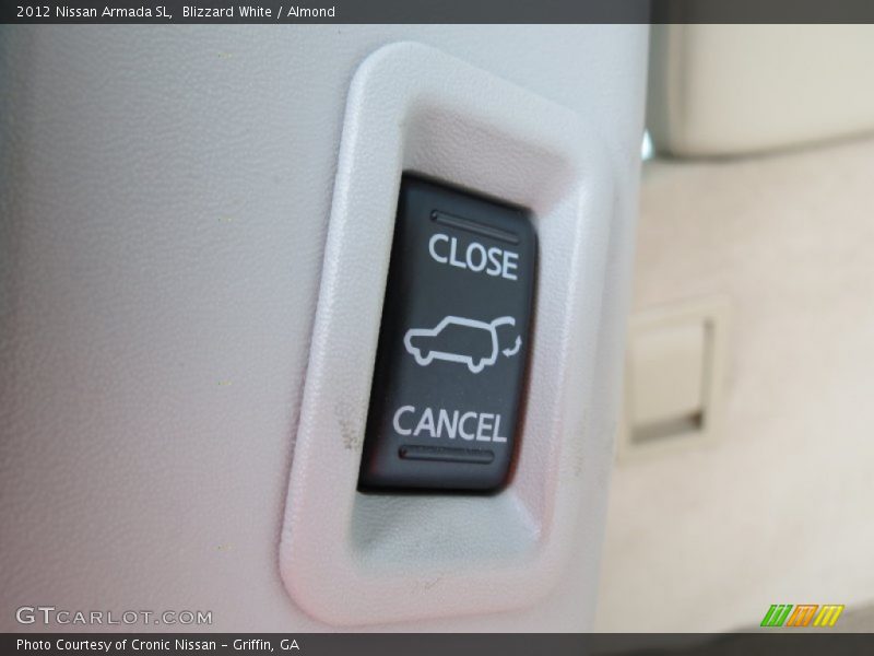 Blizzard White / Almond 2012 Nissan Armada SL