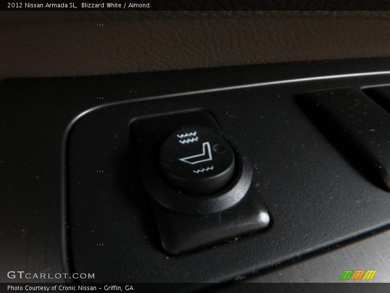 Blizzard White / Almond 2012 Nissan Armada SL