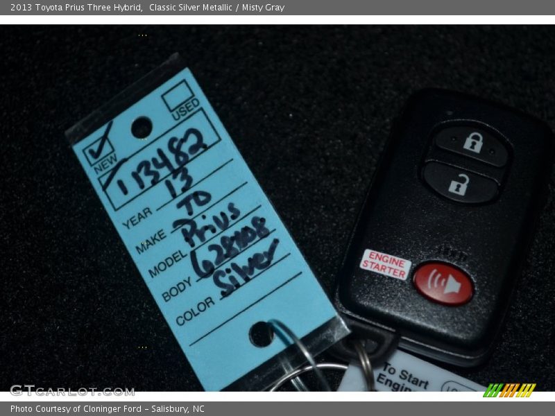 Classic Silver Metallic / Misty Gray 2013 Toyota Prius Three Hybrid