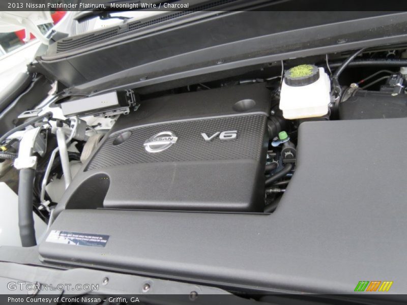 Moonlight White / Charcoal 2013 Nissan Pathfinder Platinum