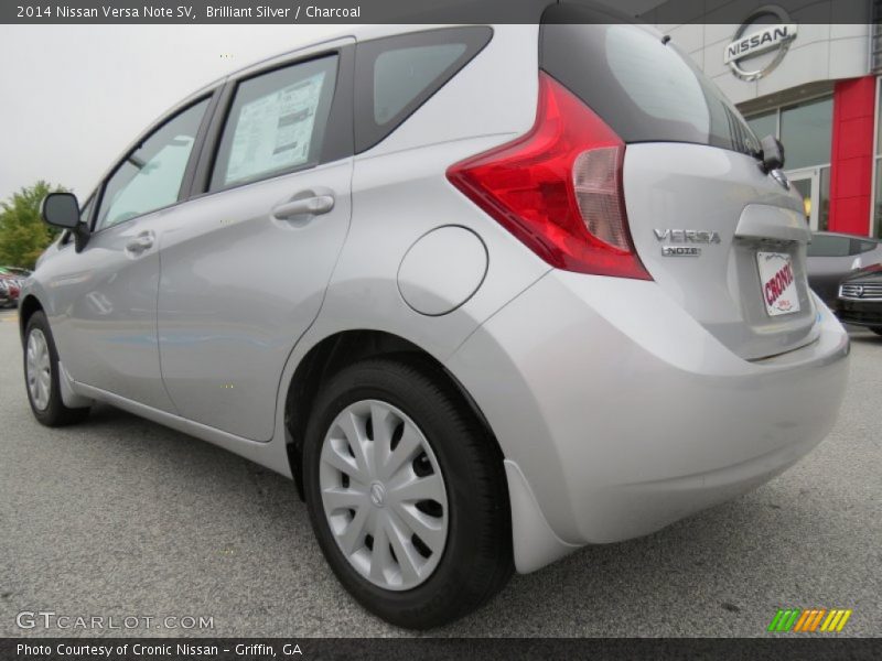 Brilliant Silver / Charcoal 2014 Nissan Versa Note SV