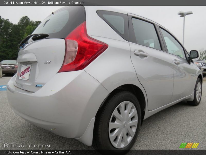 Brilliant Silver / Charcoal 2014 Nissan Versa Note SV
