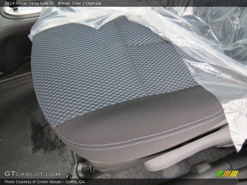 Brilliant Silver / Charcoal 2014 Nissan Versa Note SV