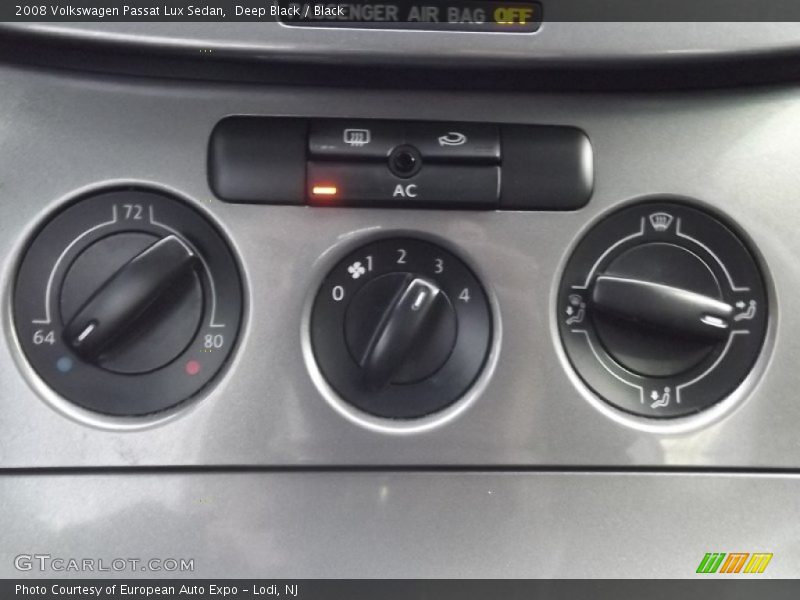 Deep Black / Black 2008 Volkswagen Passat Lux Sedan