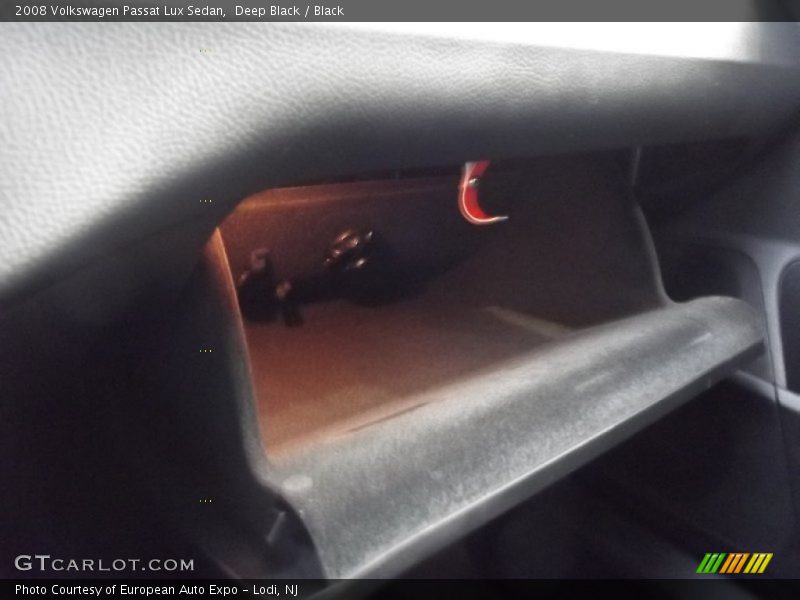Deep Black / Black 2008 Volkswagen Passat Lux Sedan