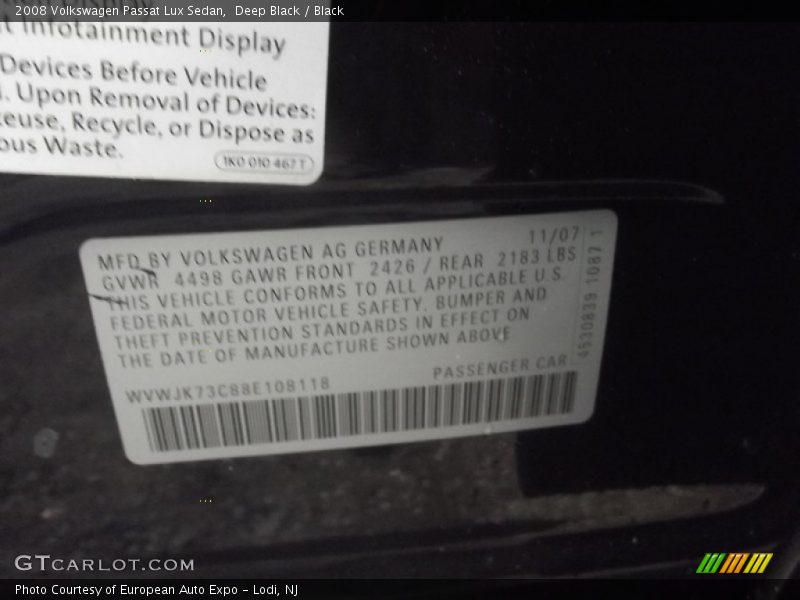 Deep Black / Black 2008 Volkswagen Passat Lux Sedan