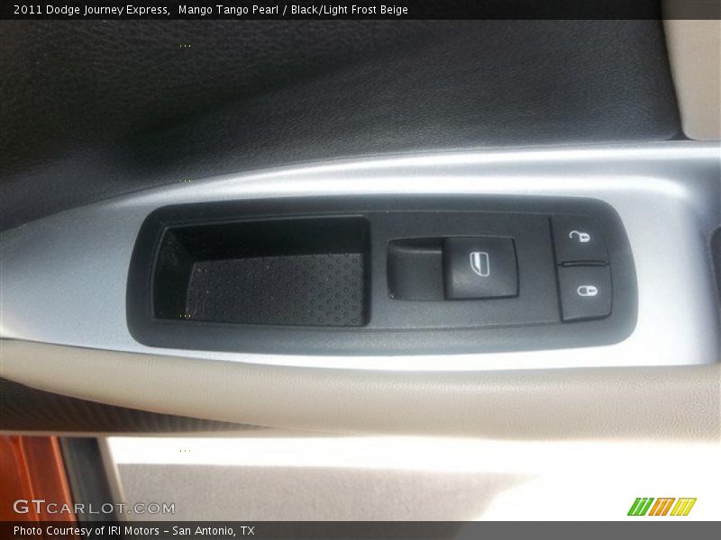 Mango Tango Pearl / Black/Light Frost Beige 2011 Dodge Journey Express