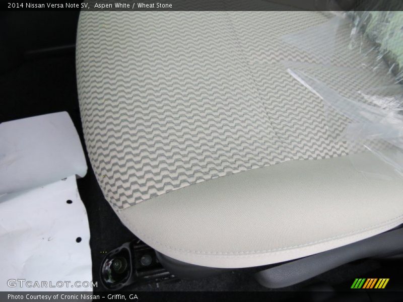 Aspen White / Wheat Stone 2014 Nissan Versa Note SV