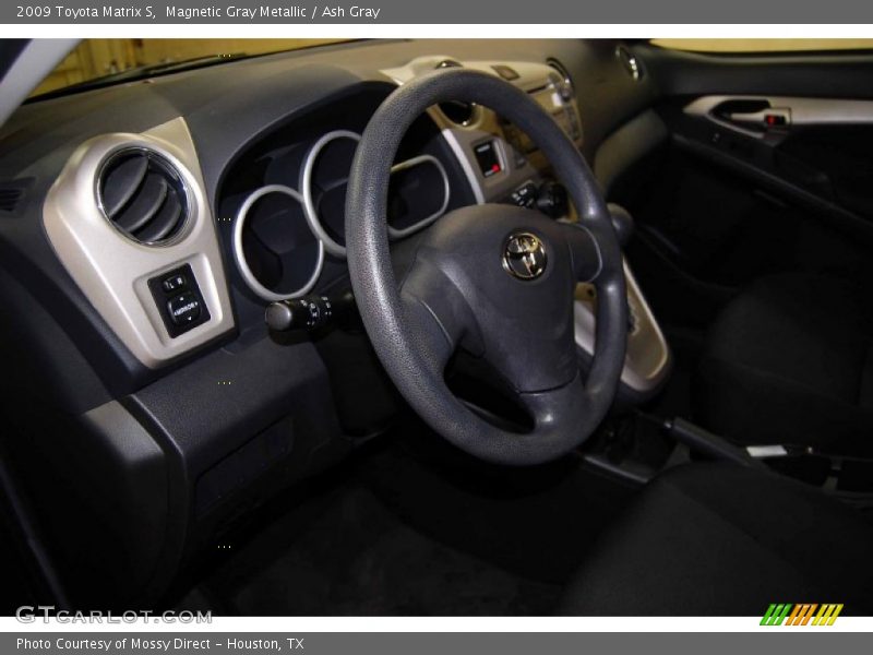 Magnetic Gray Metallic / Ash Gray 2009 Toyota Matrix S