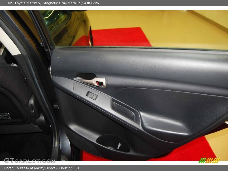 Magnetic Gray Metallic / Ash Gray 2009 Toyota Matrix S