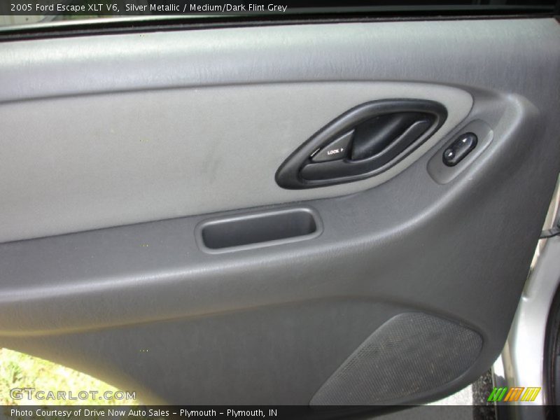 Silver Metallic / Medium/Dark Flint Grey 2005 Ford Escape XLT V6