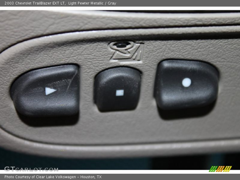 Light Pewter Metallic / Gray 2003 Chevrolet TrailBlazer EXT LT