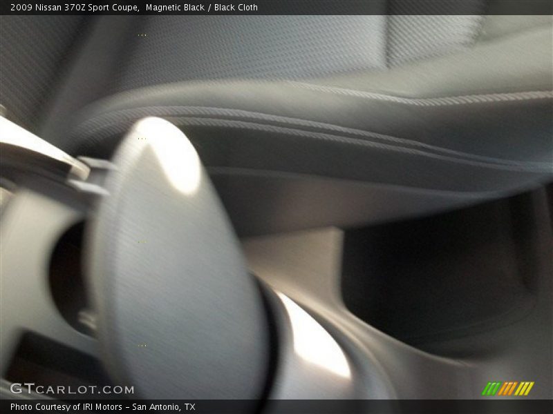 Magnetic Black / Black Cloth 2009 Nissan 370Z Sport Coupe