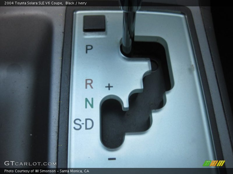 Black / Ivory 2004 Toyota Solara SLE V6 Coupe
