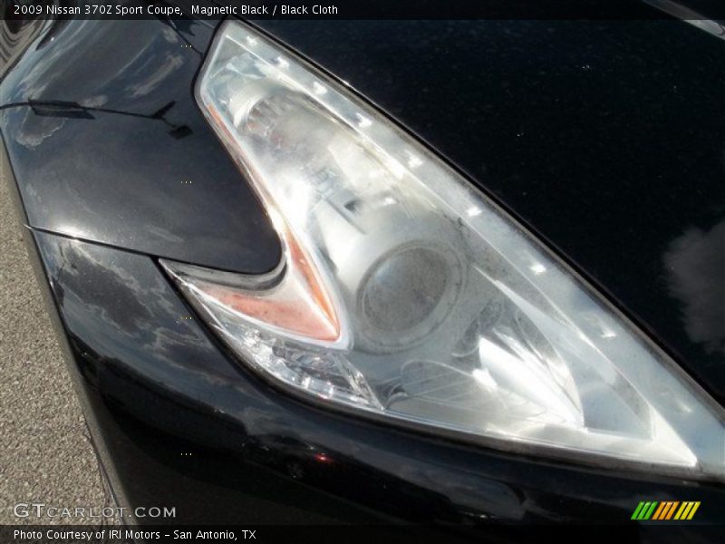 Magnetic Black / Black Cloth 2009 Nissan 370Z Sport Coupe