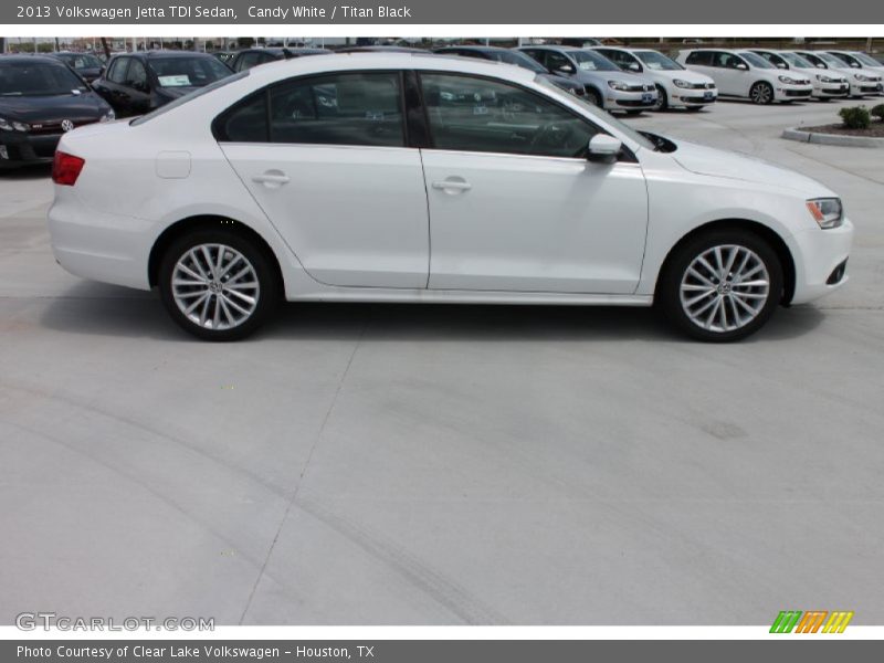 Candy White / Titan Black 2013 Volkswagen Jetta TDI Sedan