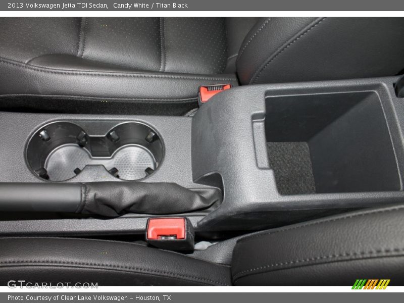 Candy White / Titan Black 2013 Volkswagen Jetta TDI Sedan