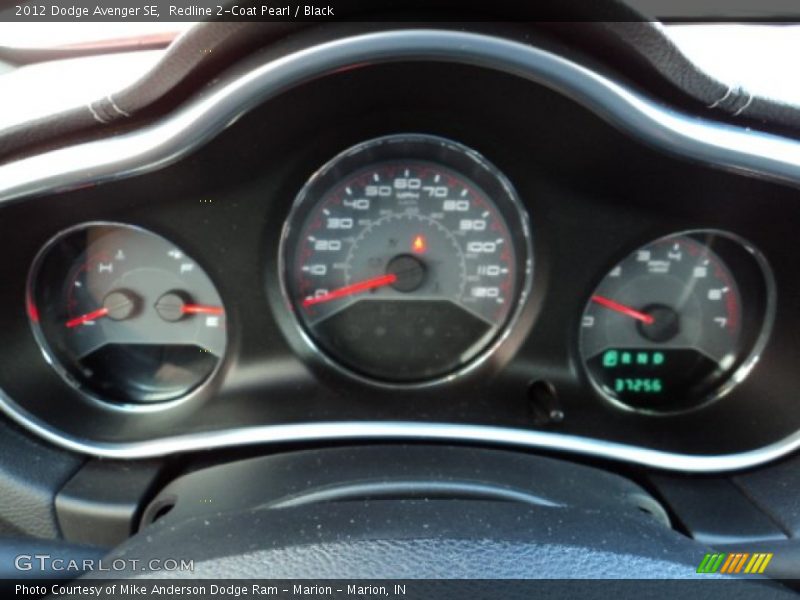 Redline 2-Coat Pearl / Black 2012 Dodge Avenger SE