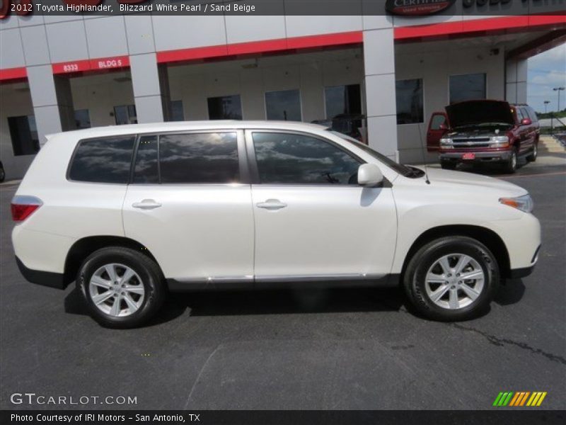 Blizzard White Pearl / Sand Beige 2012 Toyota Highlander