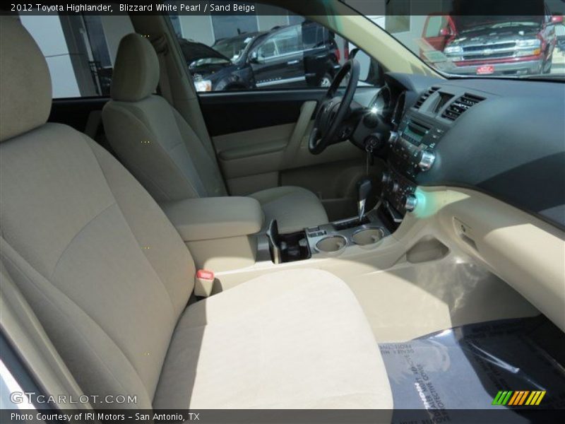 Blizzard White Pearl / Sand Beige 2012 Toyota Highlander