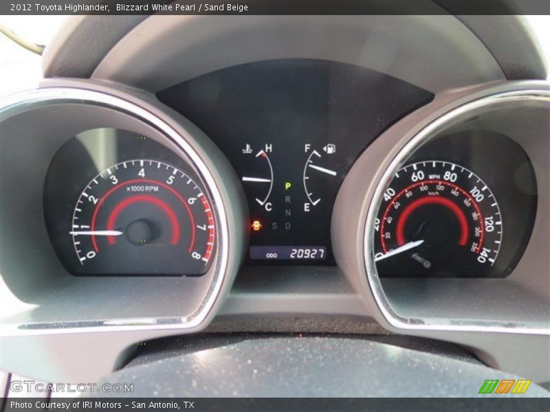 Blizzard White Pearl / Sand Beige 2012 Toyota Highlander