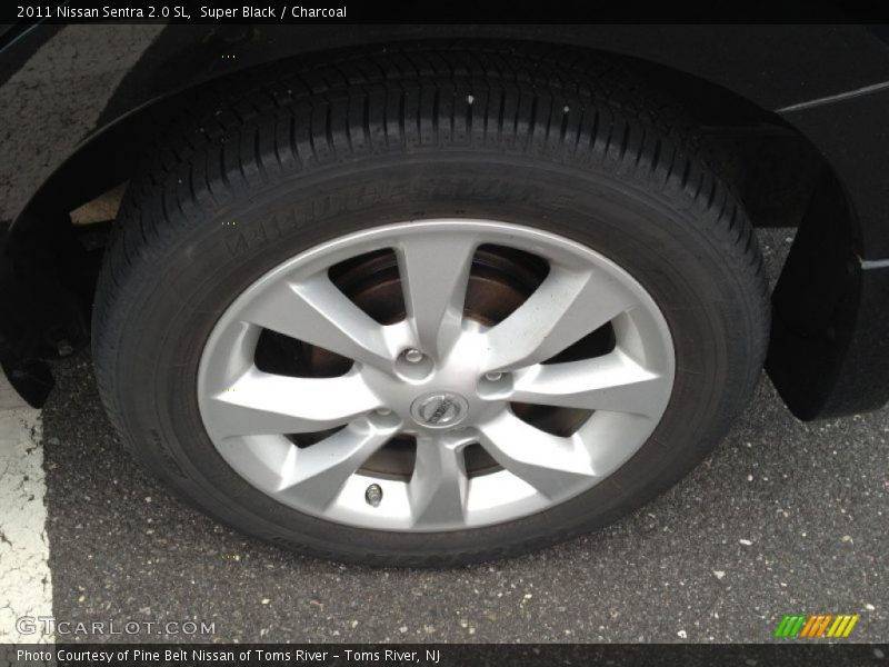 Super Black / Charcoal 2011 Nissan Sentra 2.0 SL