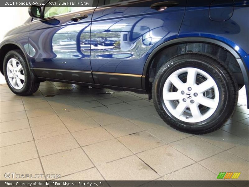 Royal Blue Pearl / Gray 2011 Honda CR-V SE
