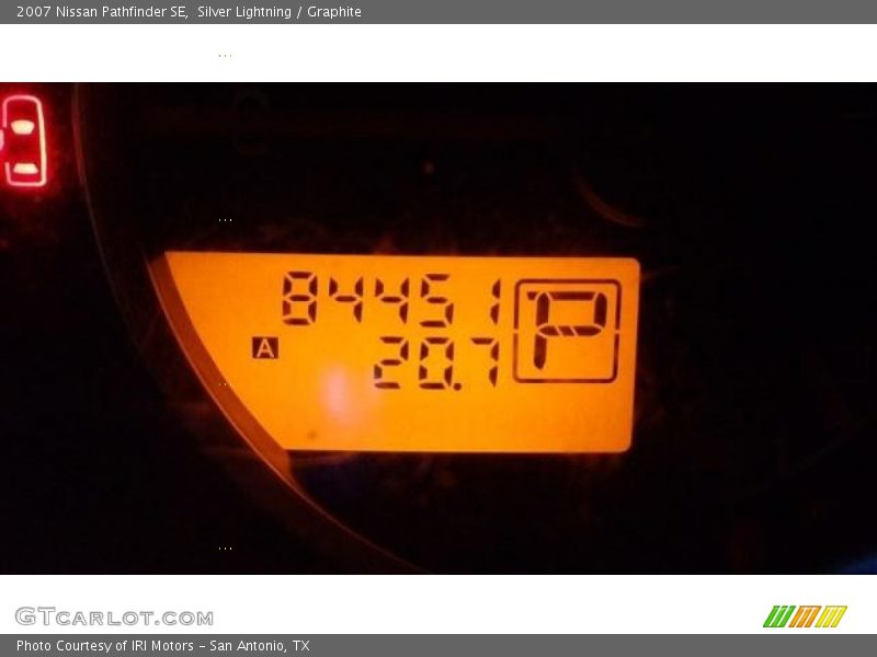 Silver Lightning / Graphite 2007 Nissan Pathfinder SE