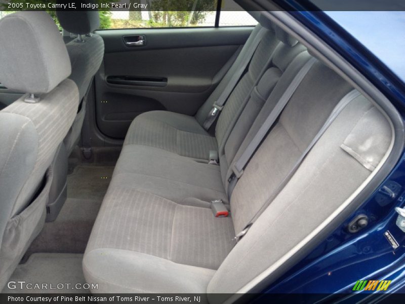Indigo Ink Pearl / Gray 2005 Toyota Camry LE