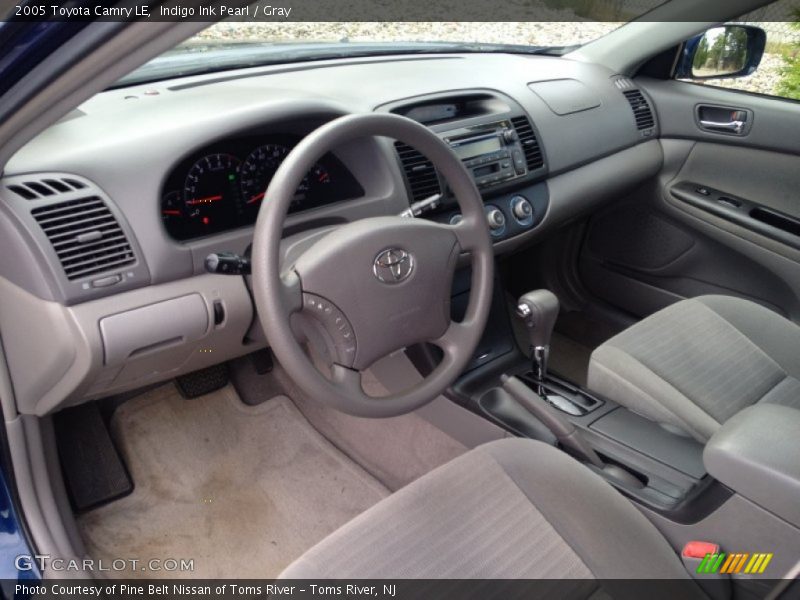 Indigo Ink Pearl / Gray 2005 Toyota Camry LE
