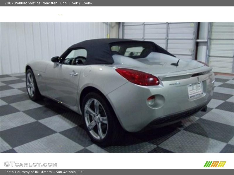 Cool Silver / Ebony 2007 Pontiac Solstice Roadster