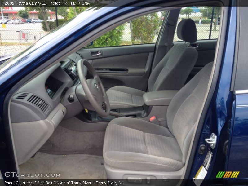 Indigo Ink Pearl / Gray 2005 Toyota Camry LE