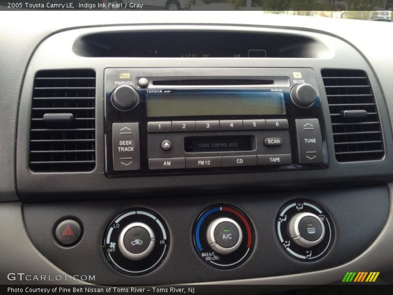 Indigo Ink Pearl / Gray 2005 Toyota Camry LE