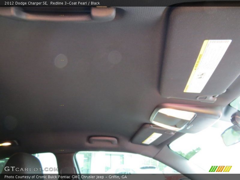 Redline 3-Coat Pearl / Black 2012 Dodge Charger SE