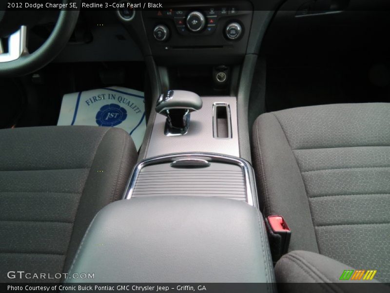 Redline 3-Coat Pearl / Black 2012 Dodge Charger SE