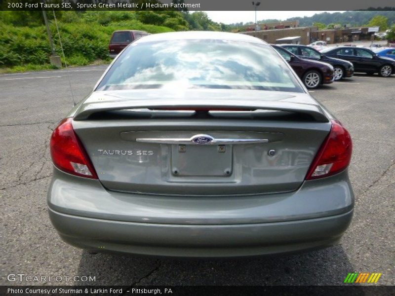 Spruce Green Metallic / Medium Parchment 2002 Ford Taurus SES