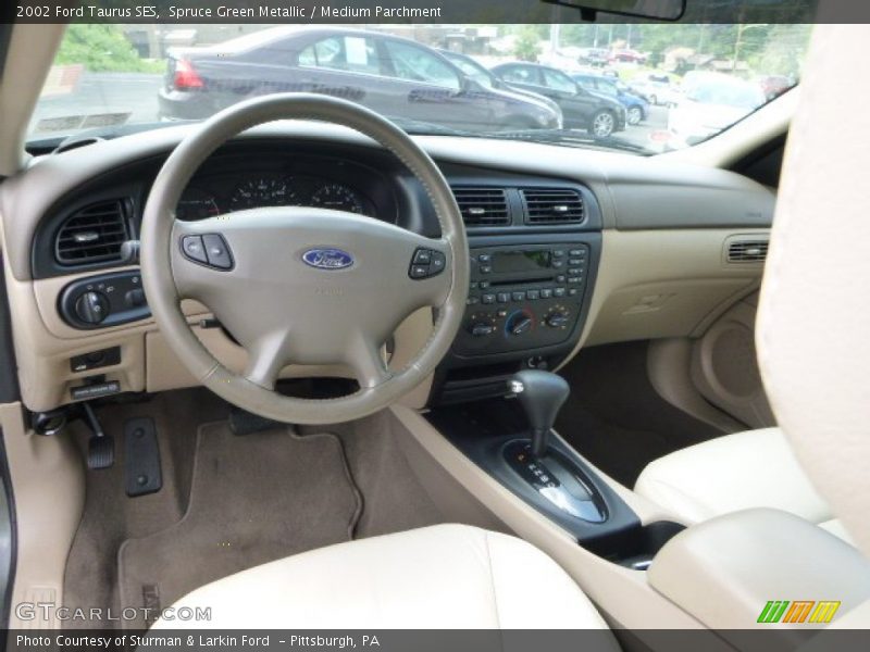 Spruce Green Metallic / Medium Parchment 2002 Ford Taurus SES