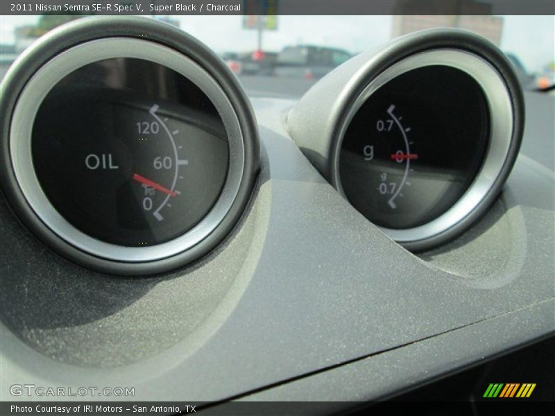  2011 Sentra SE-R Spec V SE-R Spec V Gauges