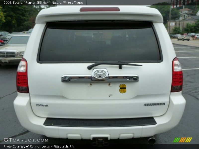 Natural White / Taupe 2008 Toyota 4Runner SR5 4x4