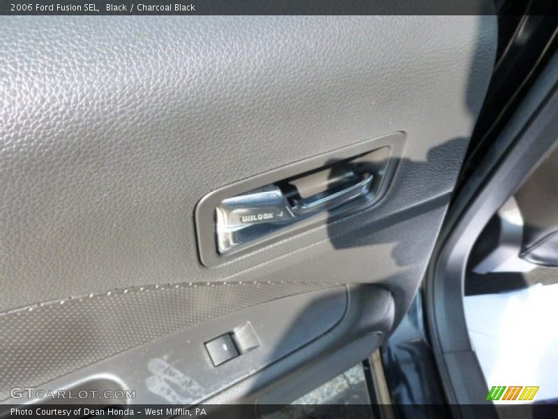 Black / Charcoal Black 2006 Ford Fusion SEL