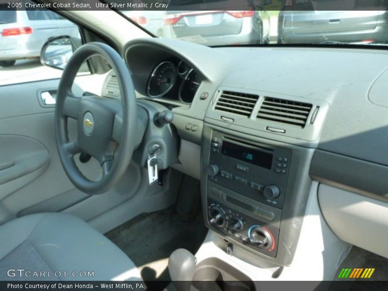 Ultra Silver Metallic / Gray 2005 Chevrolet Cobalt Sedan