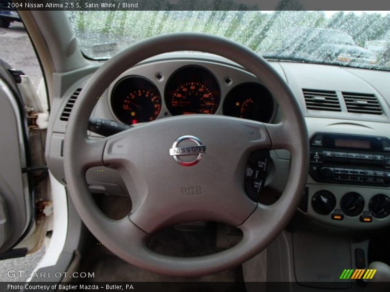 Satin White / Blond 2004 Nissan Altima 2.5 S
