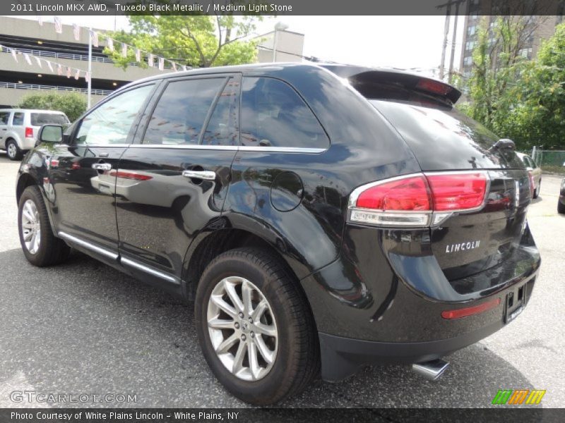 Tuxedo Black Metallic / Medium Light Stone 2011 Lincoln MKX AWD