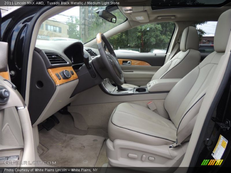 Tuxedo Black Metallic / Medium Light Stone 2011 Lincoln MKX AWD