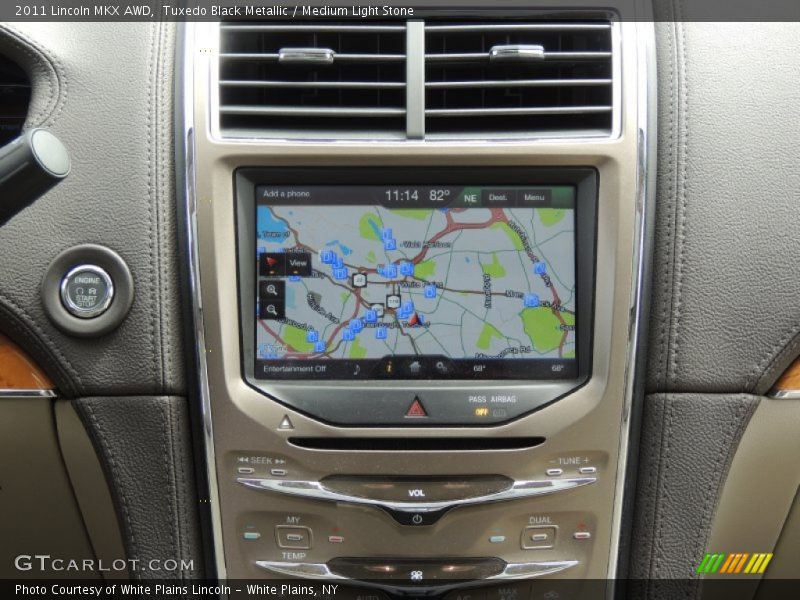 Tuxedo Black Metallic / Medium Light Stone 2011 Lincoln MKX AWD